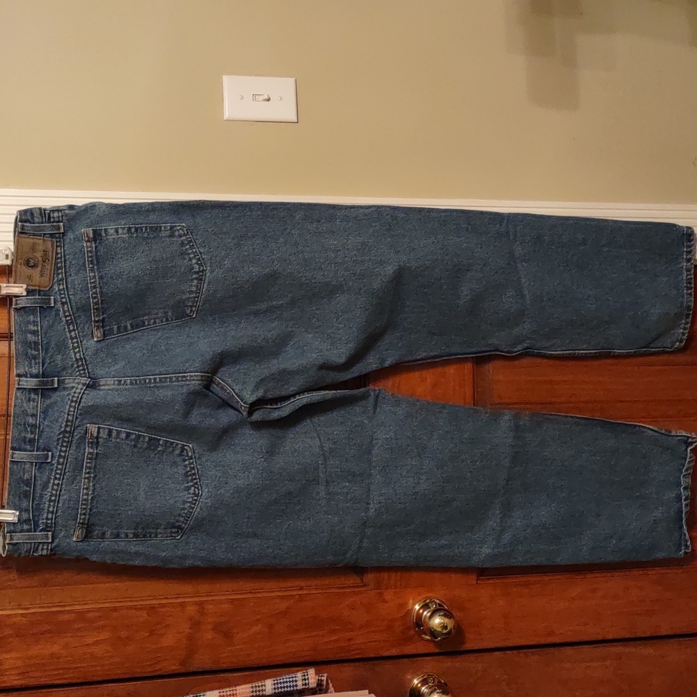 Men's Wrangler Jeans in EUC